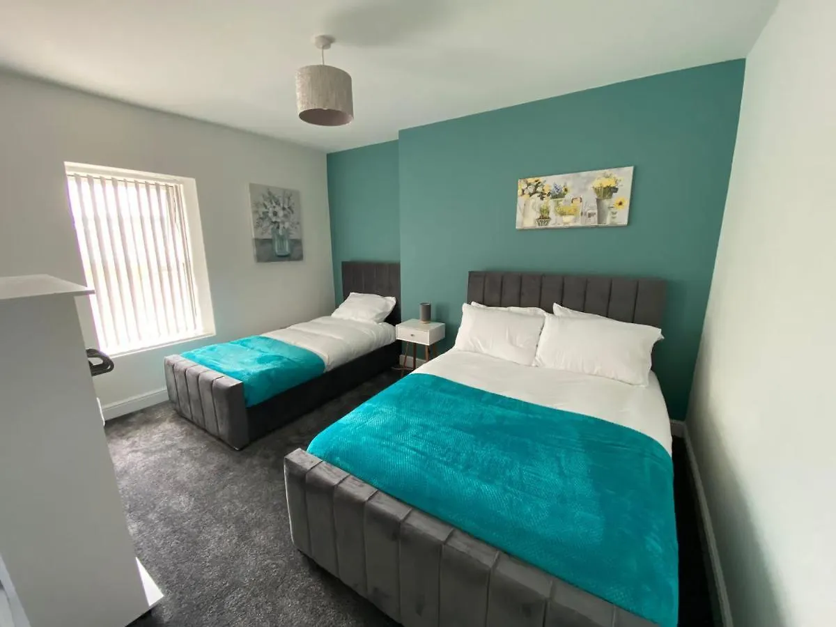 Stylish 2 Bed Apartment Sea Front Location Suite 3 Blackpool